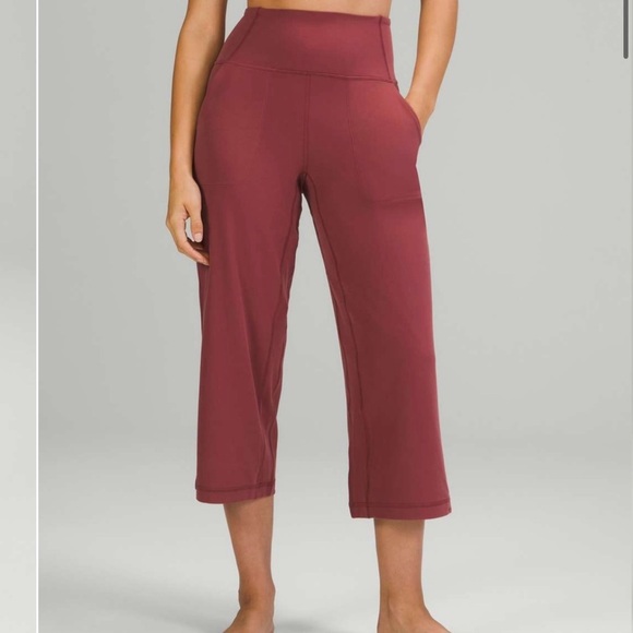 Lululemon Align Super High Rise Wide Leg Crop 23" Yoga Pants Mulled Wine Sz 2 - Picture 1 of 16